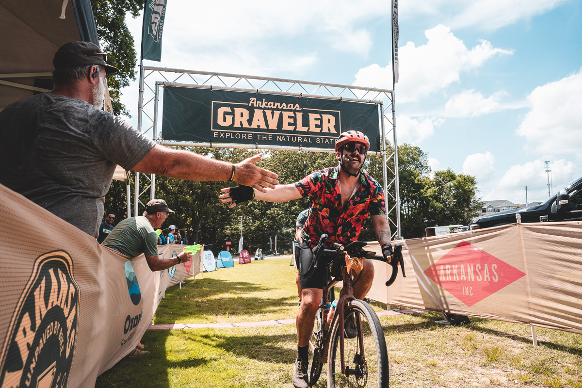 2024 Arkansas Graveler Finish line cigars are not required.